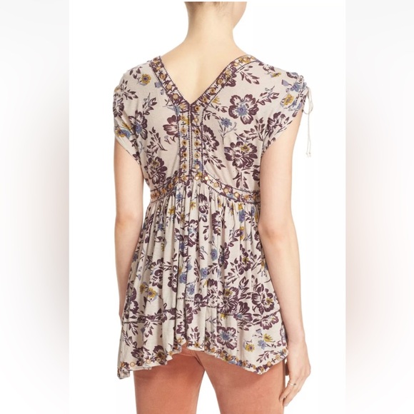 Free People Linen Blend Floral Handkerchief Hem Peasant Blouse Top - Picture 5 of 9